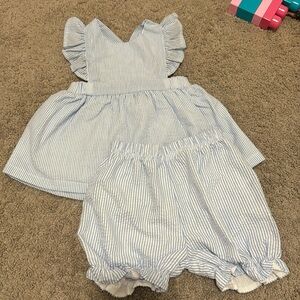 Stitchy fish outfit set